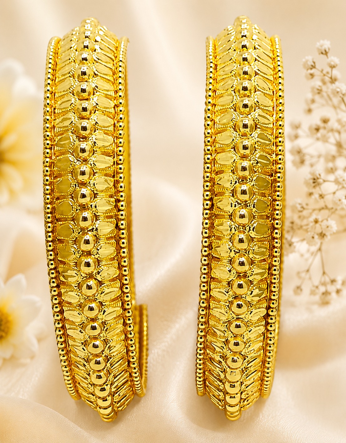 Classic Gold Bangle